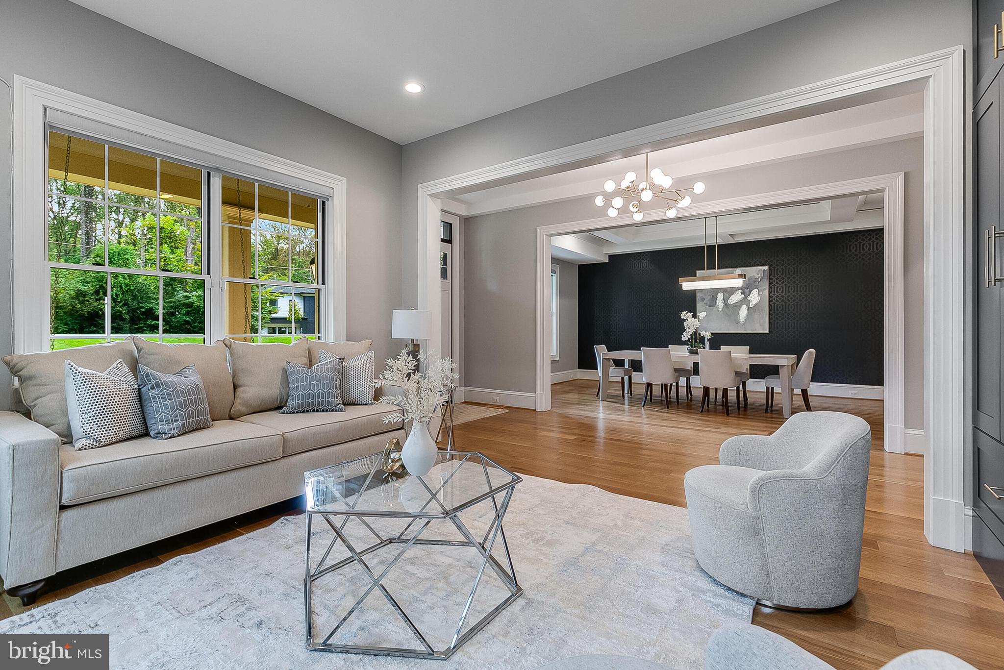 7002 RIVER OAKS DRIVE