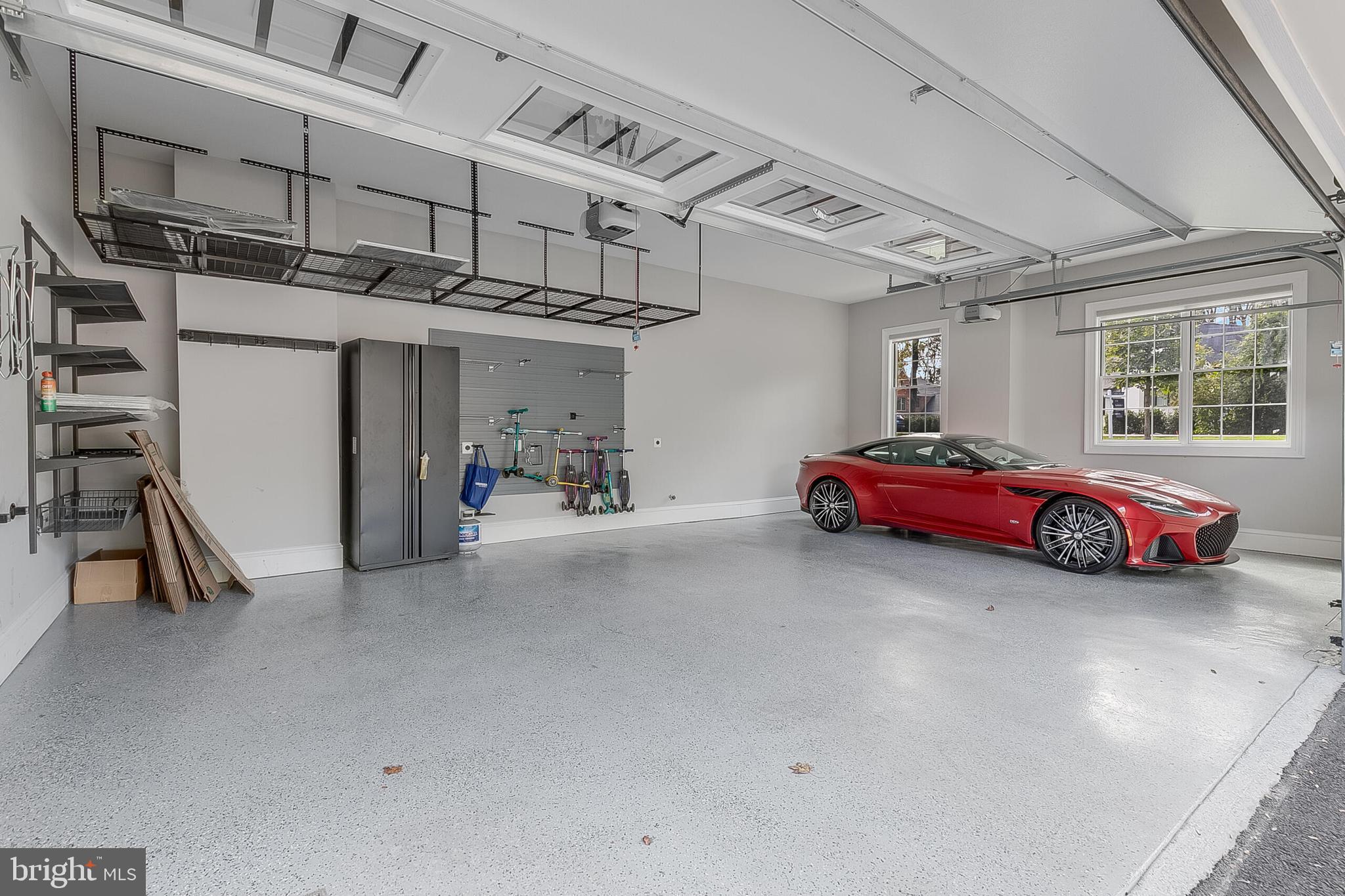 7002 RIVER OAKS DRIVE