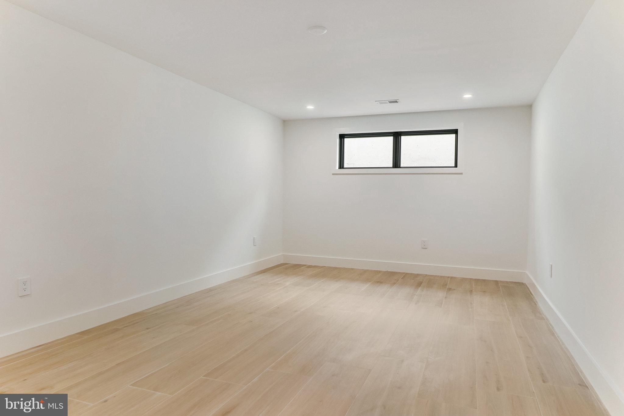 7816 GEORGETOWN PIKE