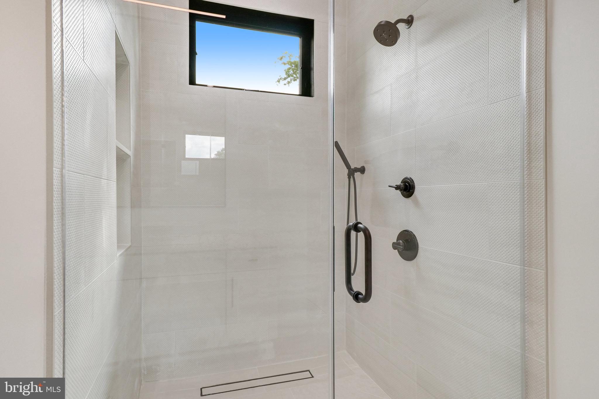 7816 GEORGETOWN PIKE