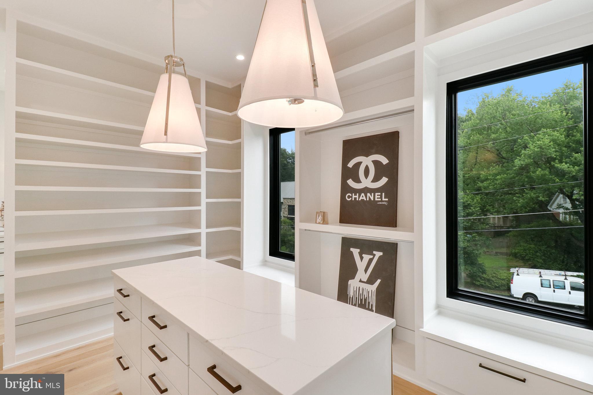 7816 GEORGETOWN PIKE