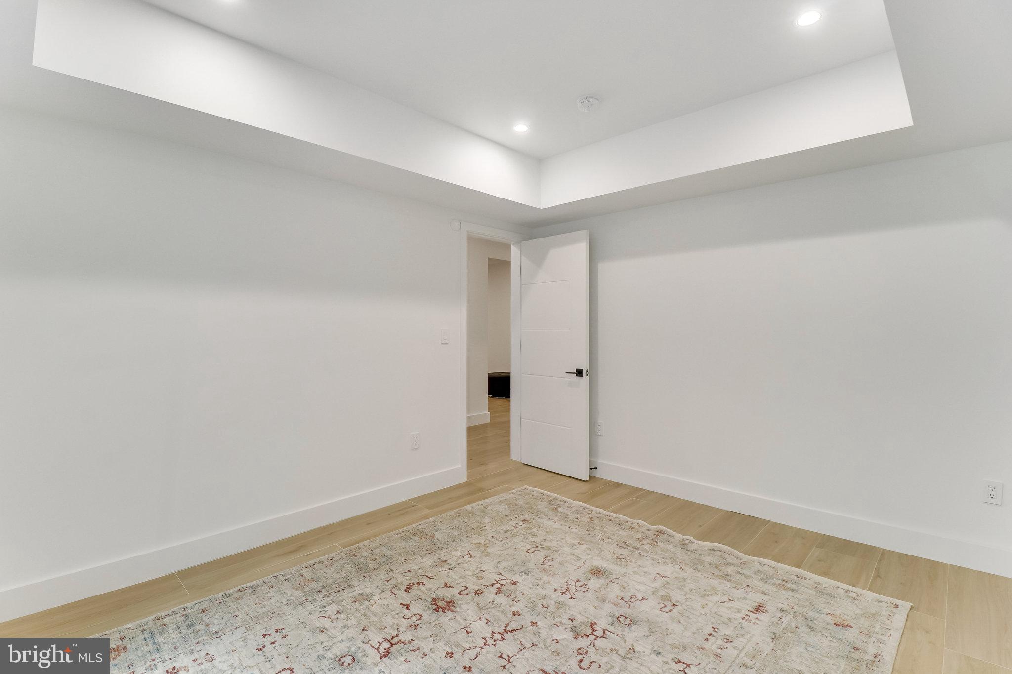 7816 GEORGETOWN PIKE