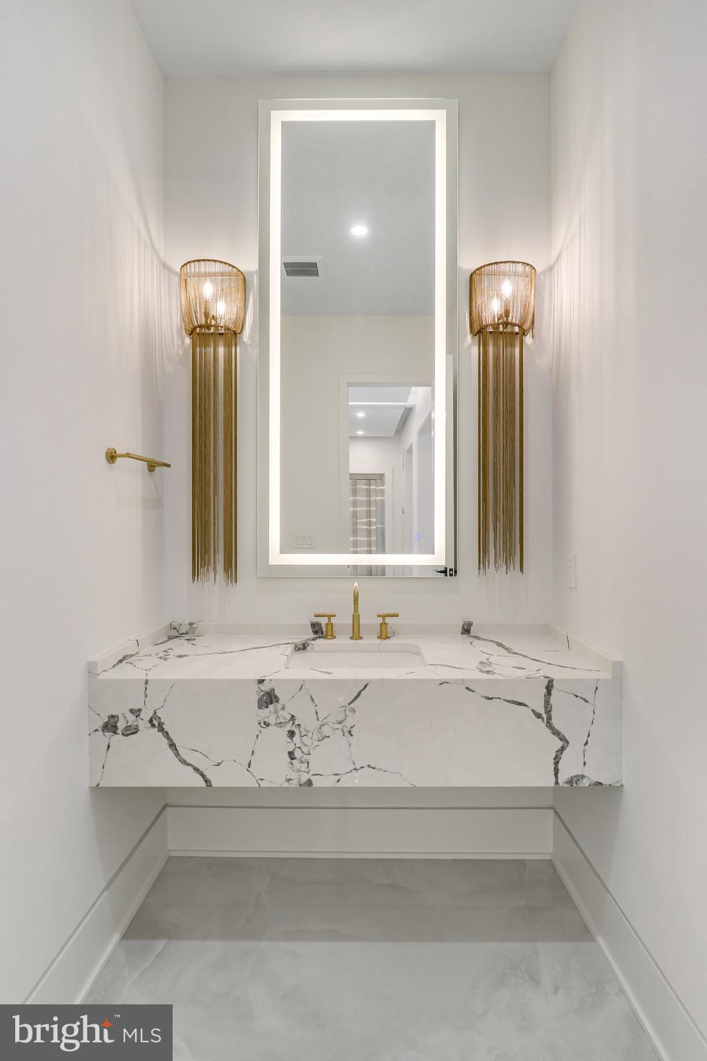 7816 GEORGETOWN PIKE