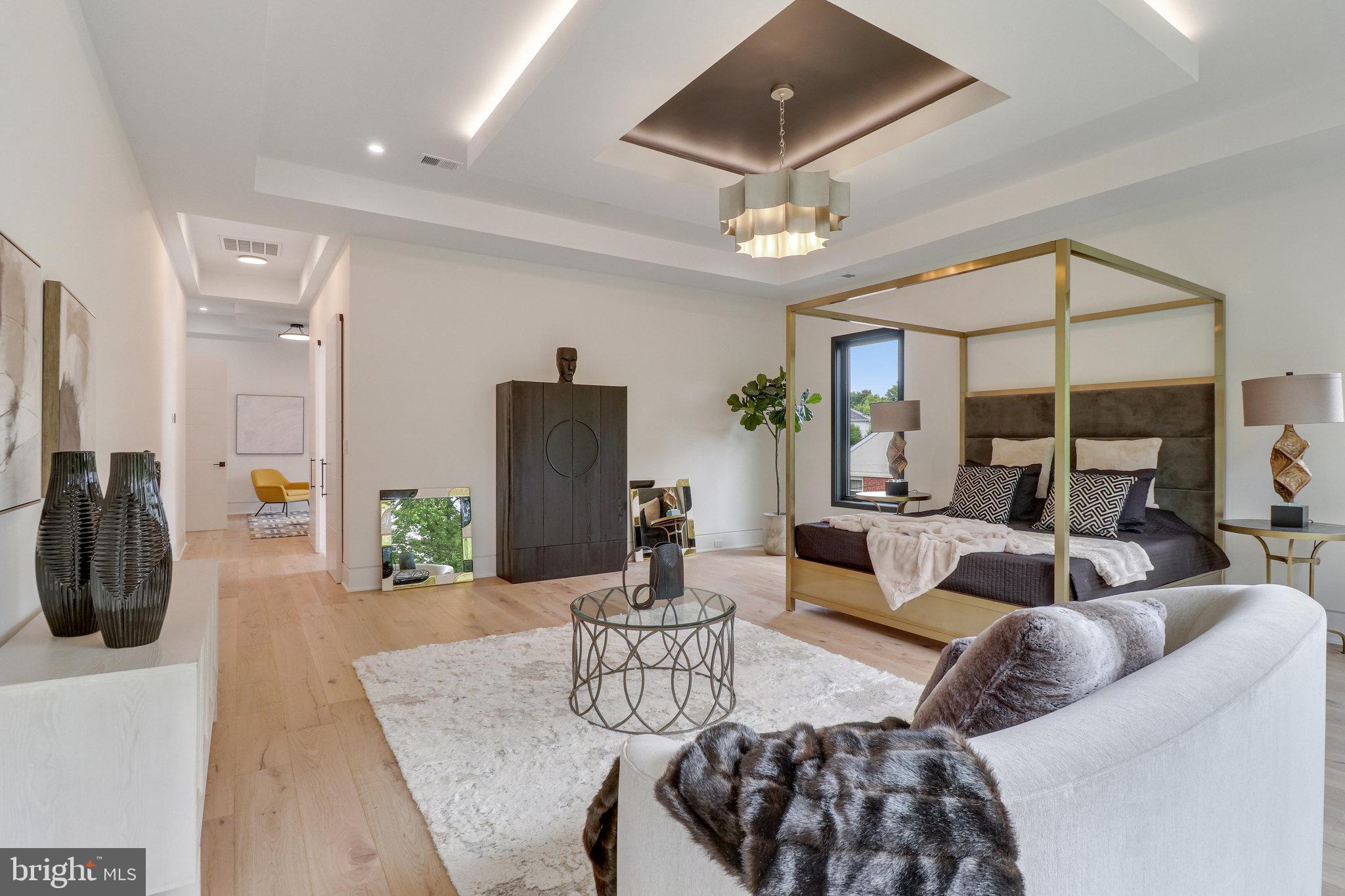 7816 GEORGETOWN PIKE