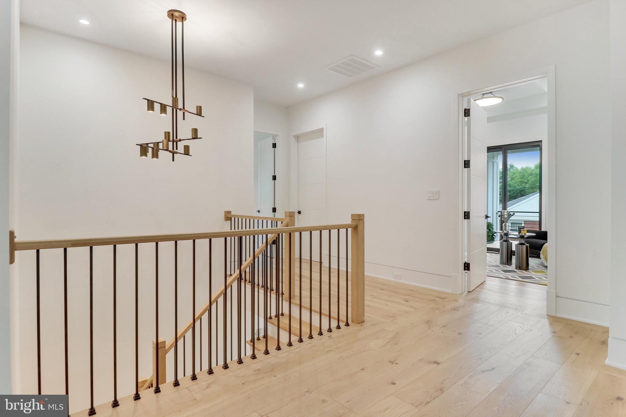 7816 GEORGETOWN PIKE