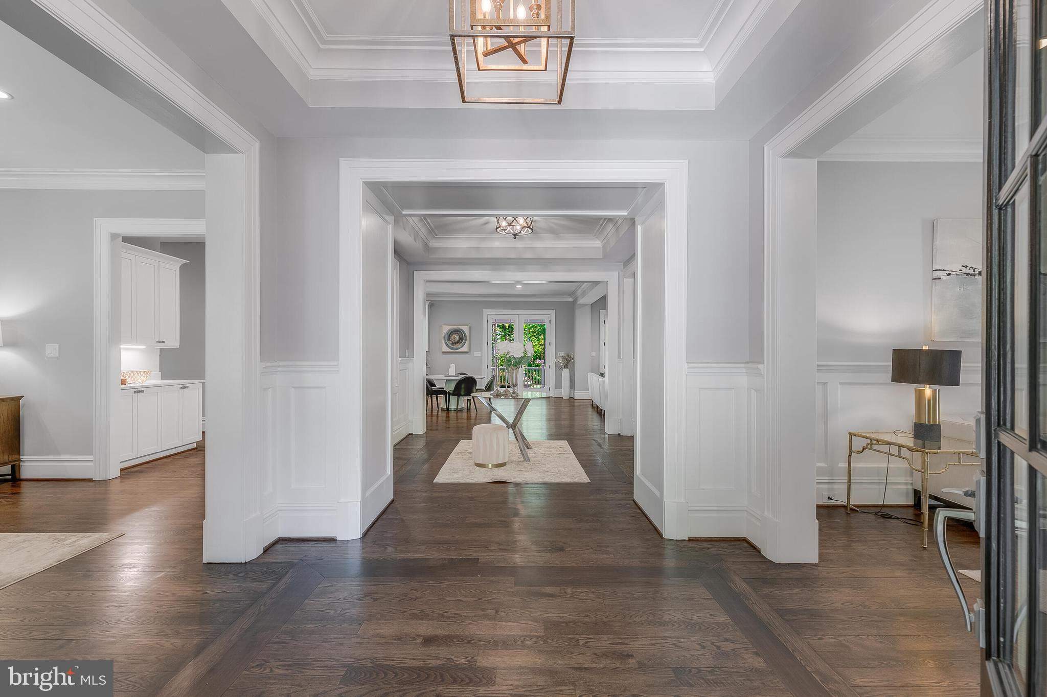 7004 RIVER OAKS DRIVE