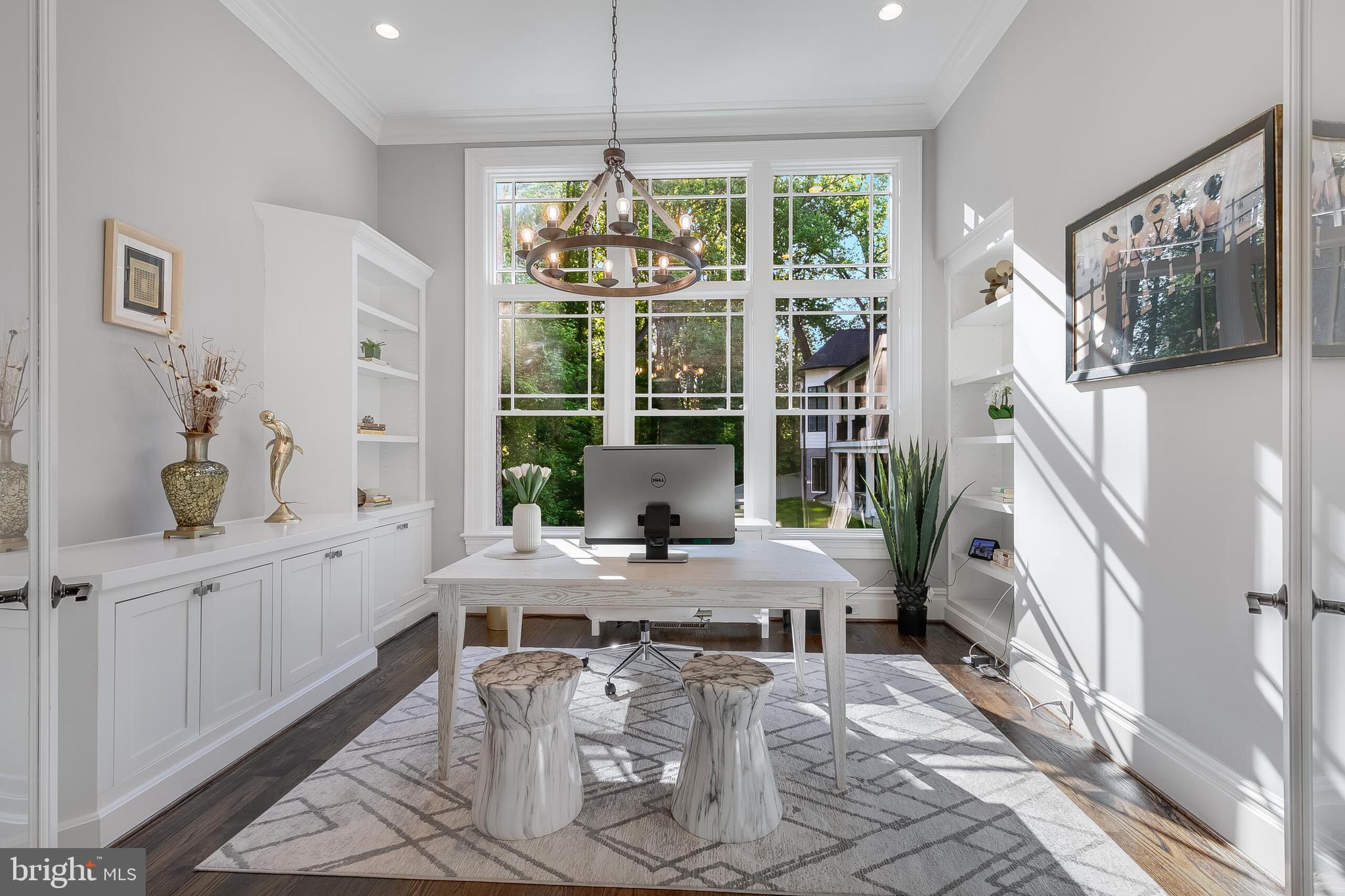 7004 RIVER OAKS DRIVE