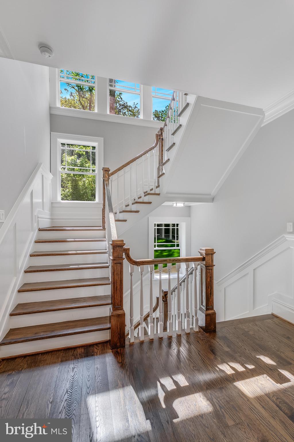 7004 RIVER OAKS DRIVE