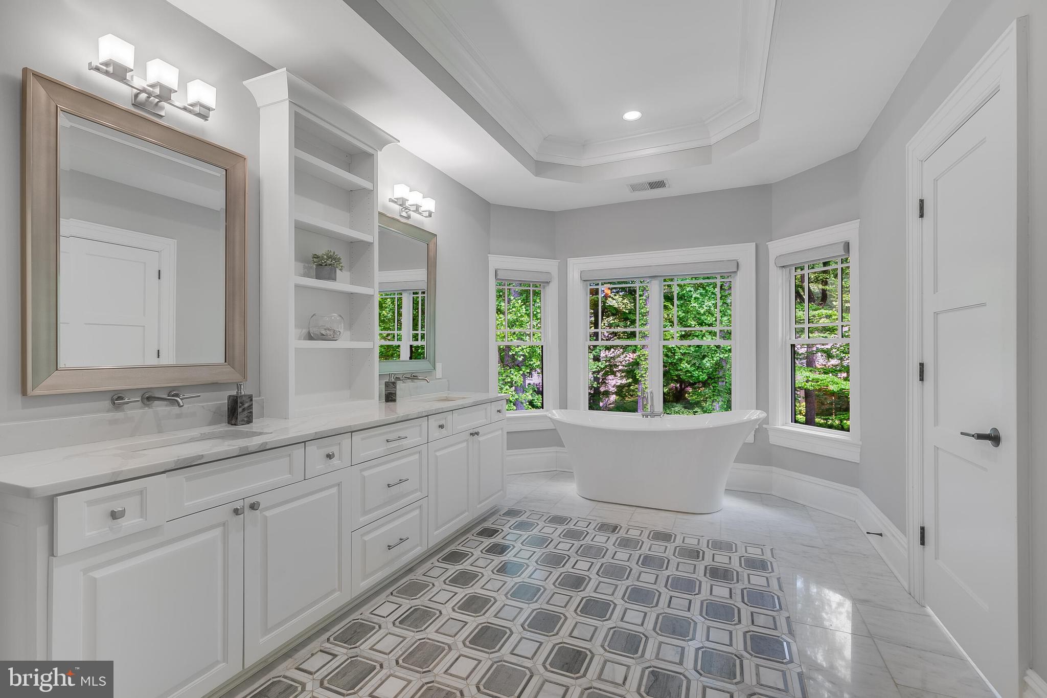 7004 RIVER OAKS DRIVE