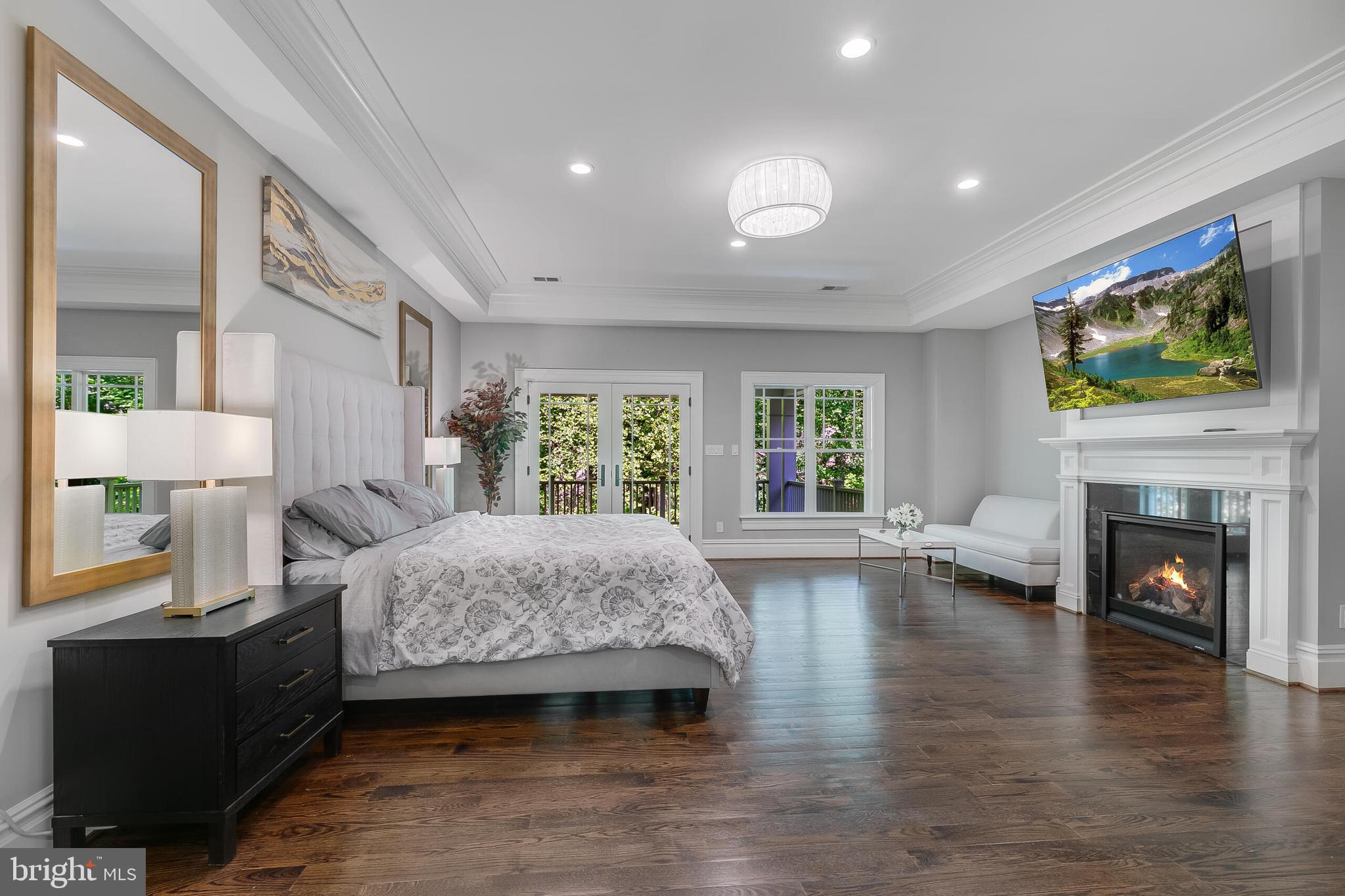 7004 RIVER OAKS DRIVE