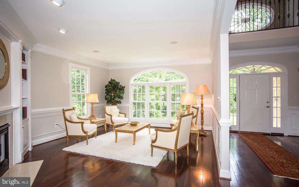 6125 OLD DOMINION DRIVE