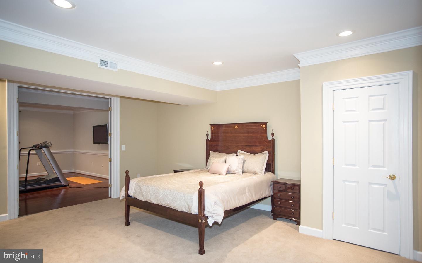 6125 OLD DOMINION DRIVE