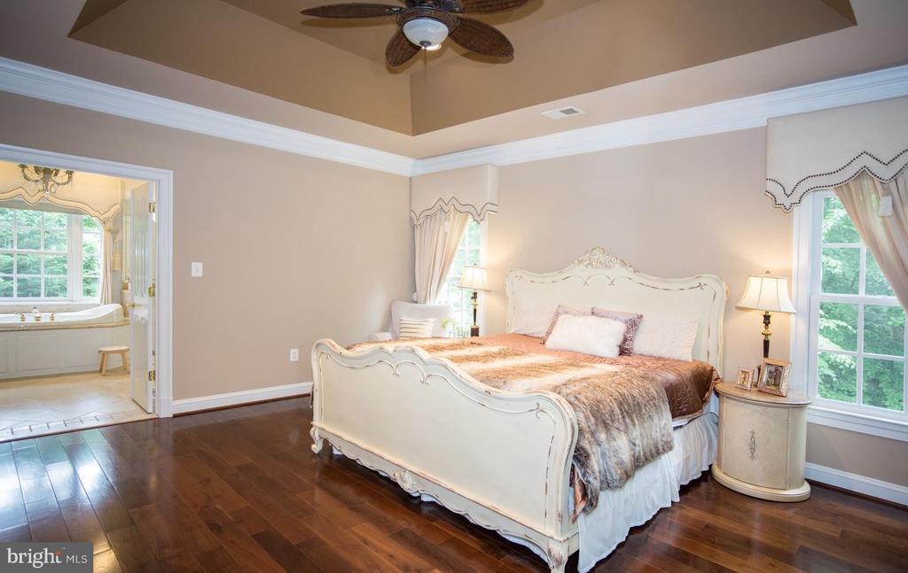 6125 OLD DOMINION DRIVE