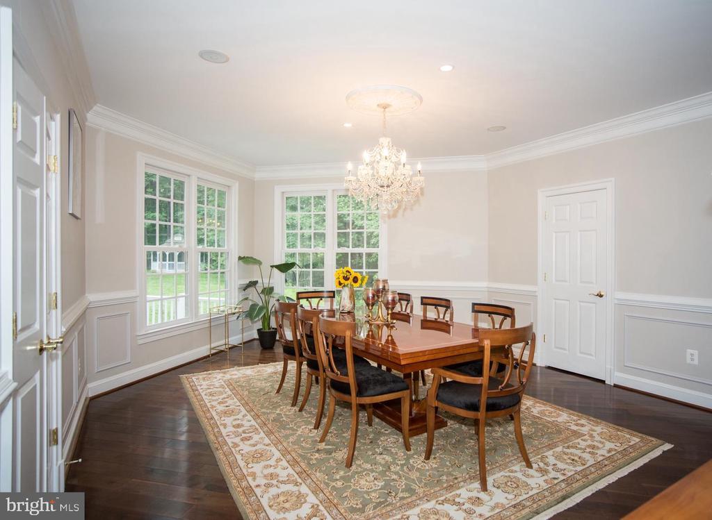 6125 OLD DOMINION DRIVE