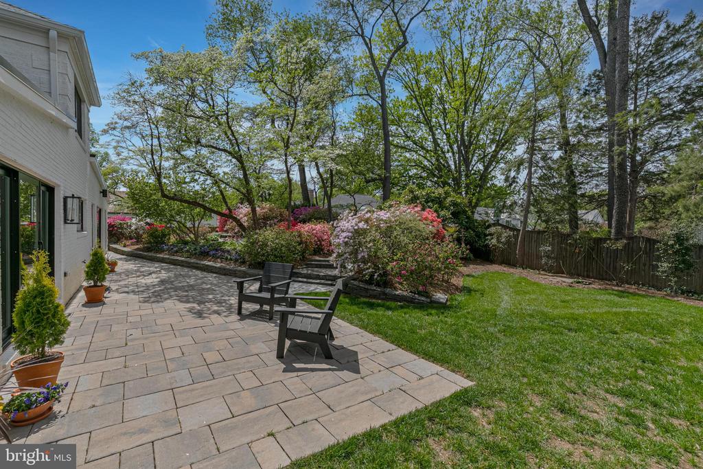 1204 POTOMAC SCHOOL ROAD