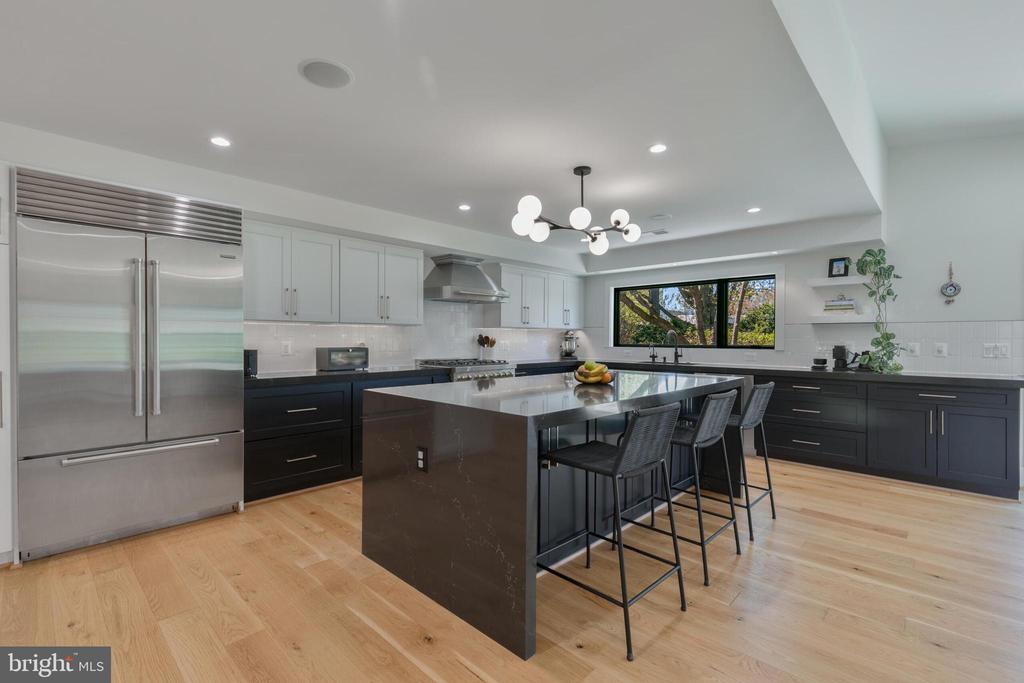 1204 POTOMAC SCHOOL ROAD