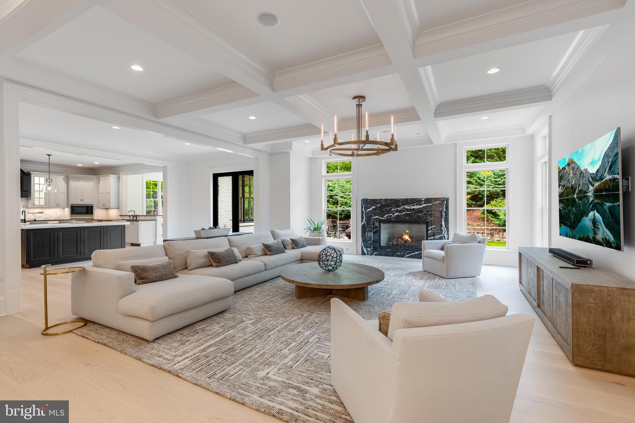 6704 LUPINE LANE