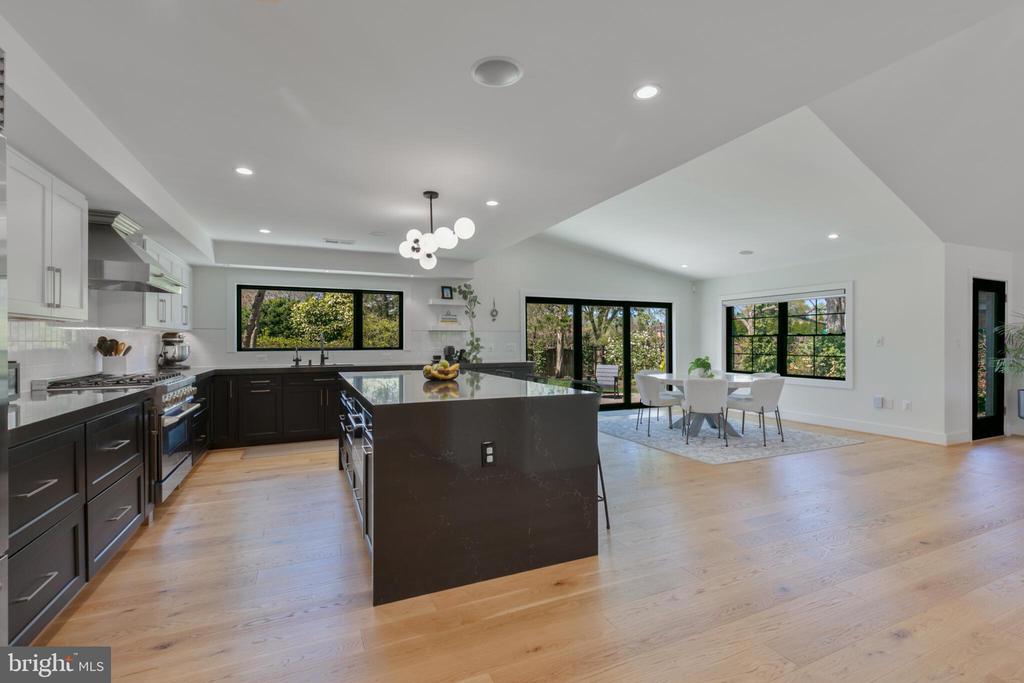 1204 POTOMAC SCHOOL ROAD