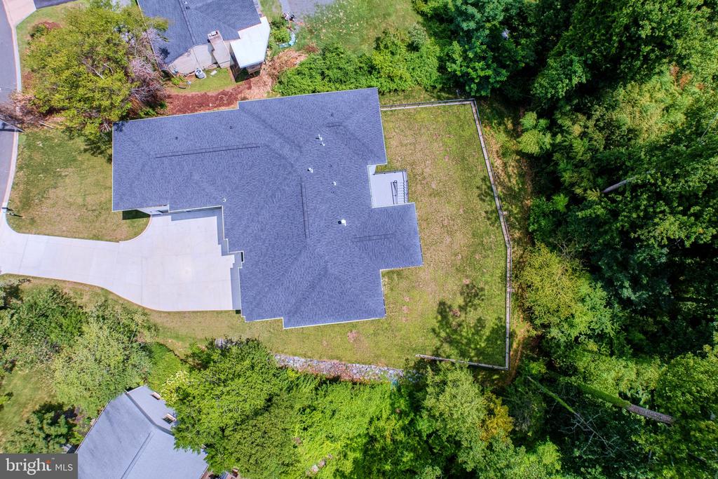 1434 WAGGAMAN CIRCLE