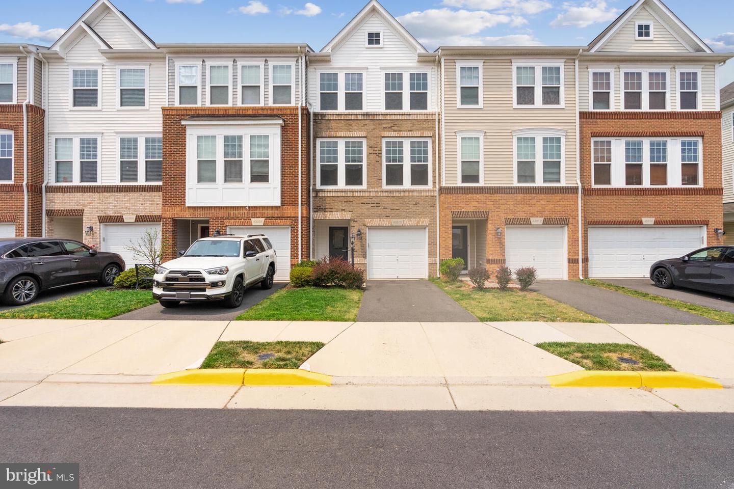 43310 FOYT TERRACE