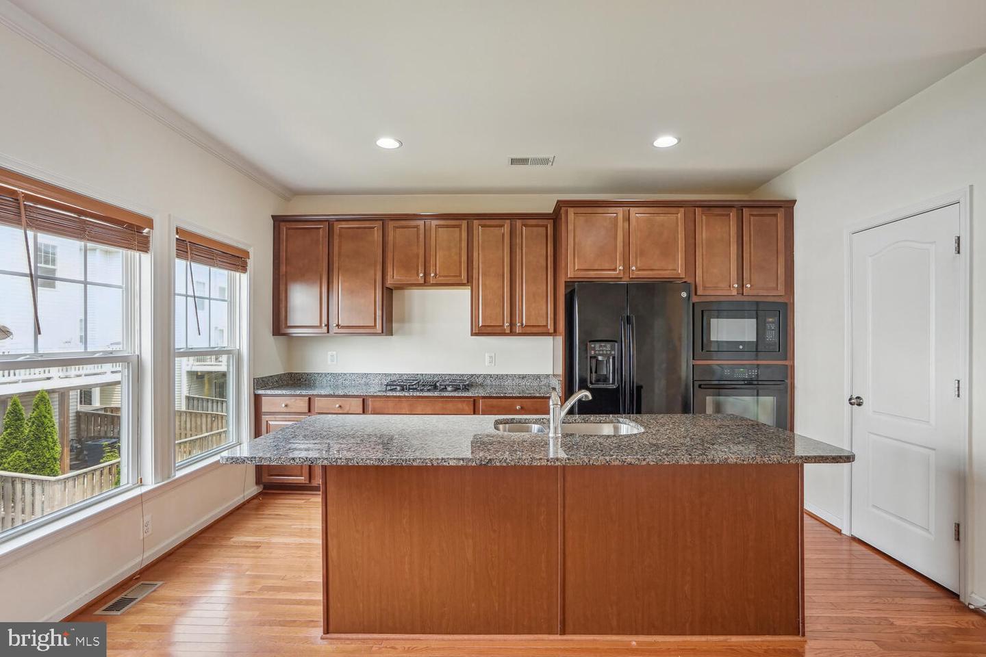 43310 FOYT TERRACE