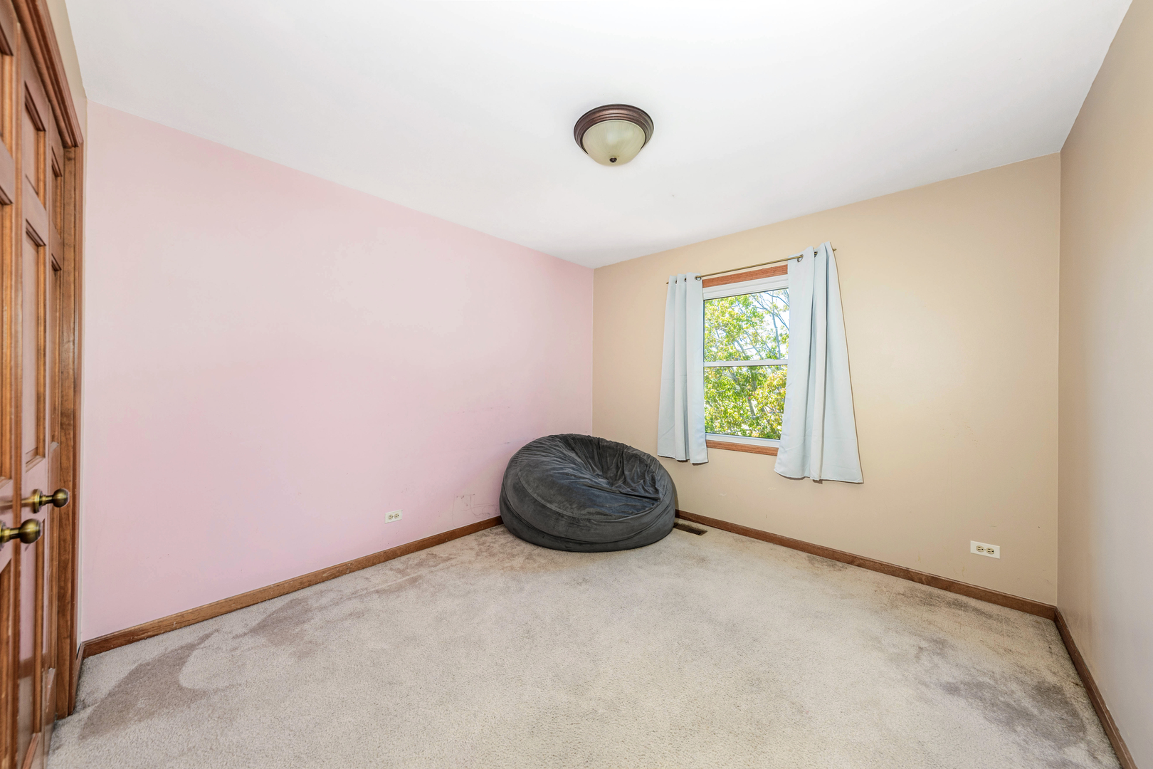 312 Northampton Drive