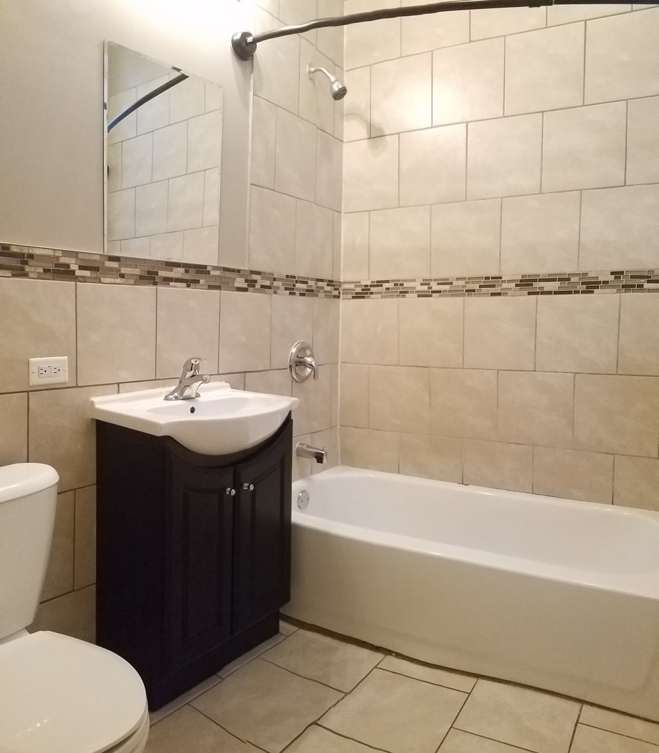 6620 S Drexel Avenue