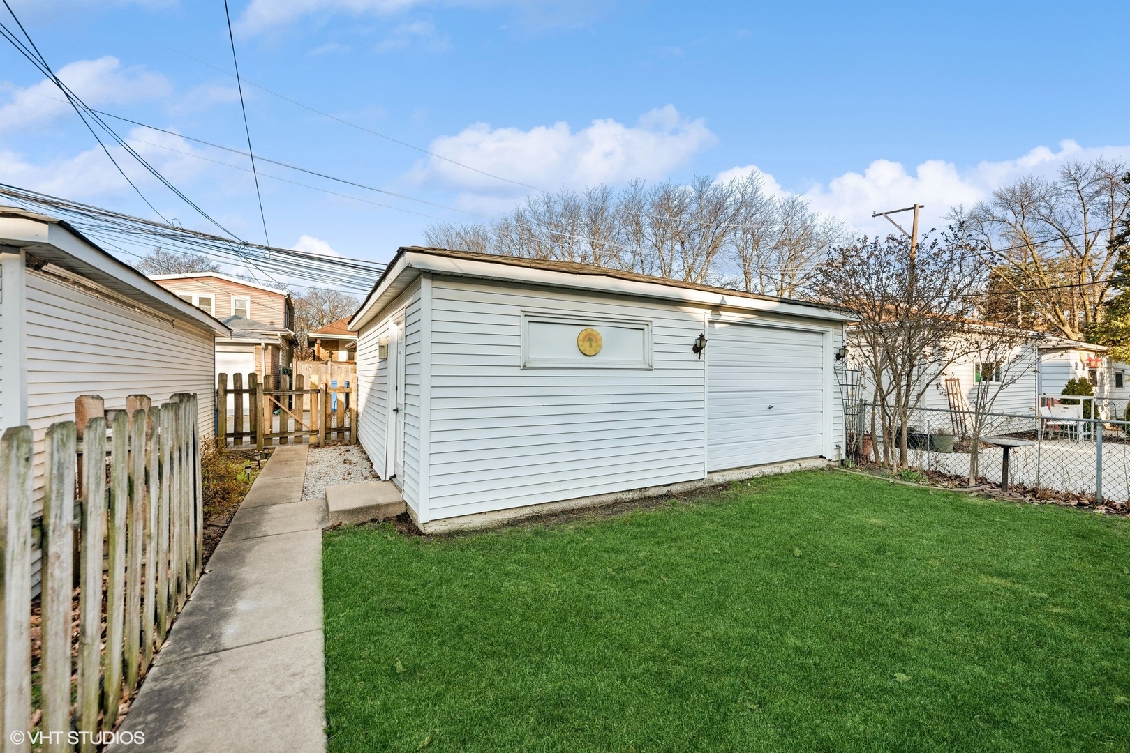 5224 N Latrobe Avenue