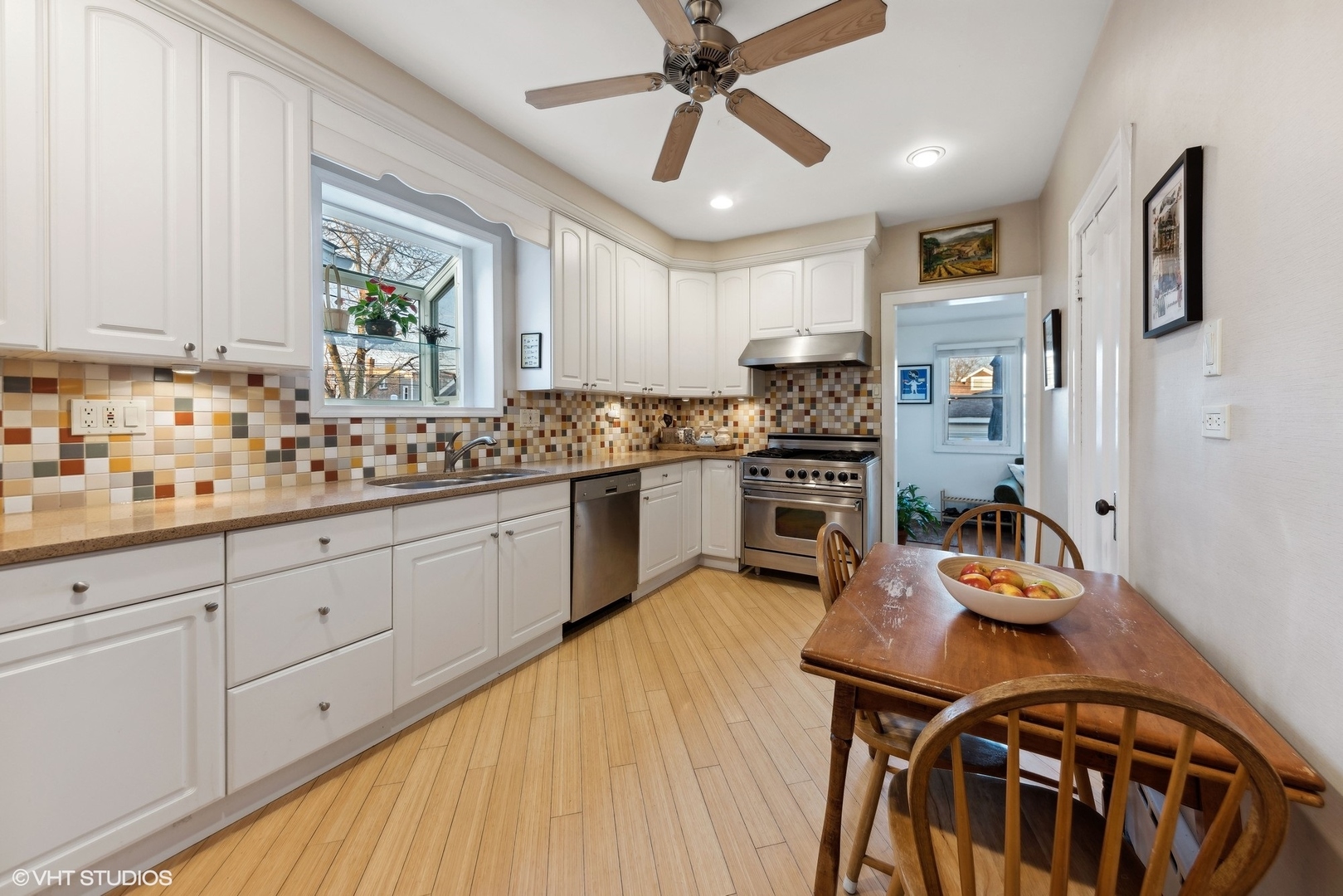 5224 N Latrobe Avenue