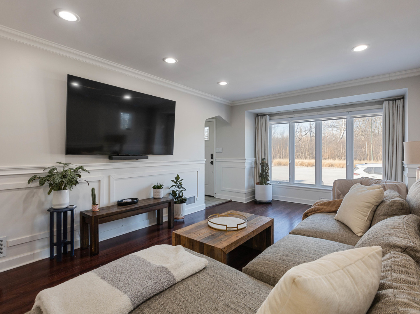 3939 N Cumberland Avenue