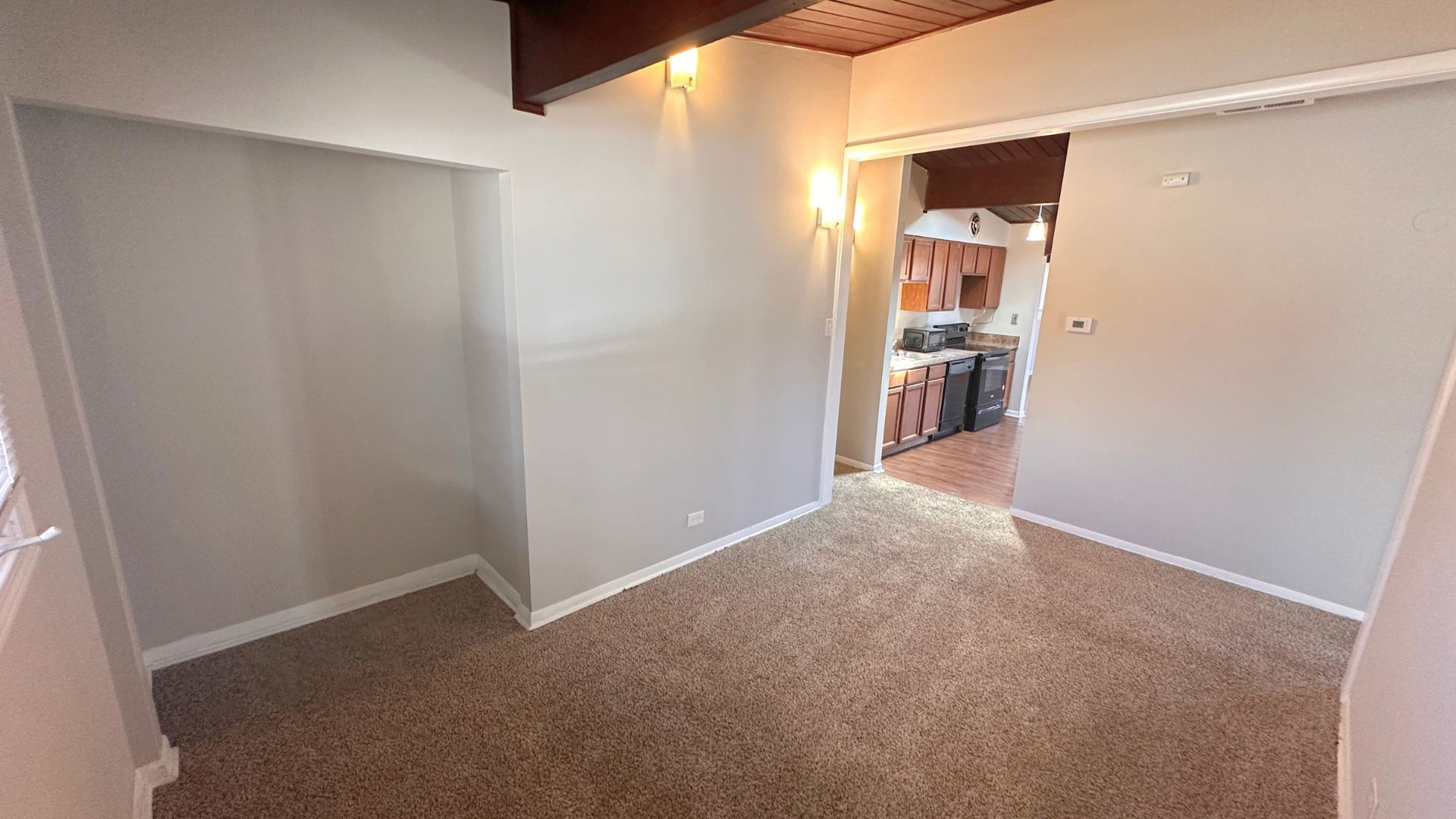 15203 Meadow Lane