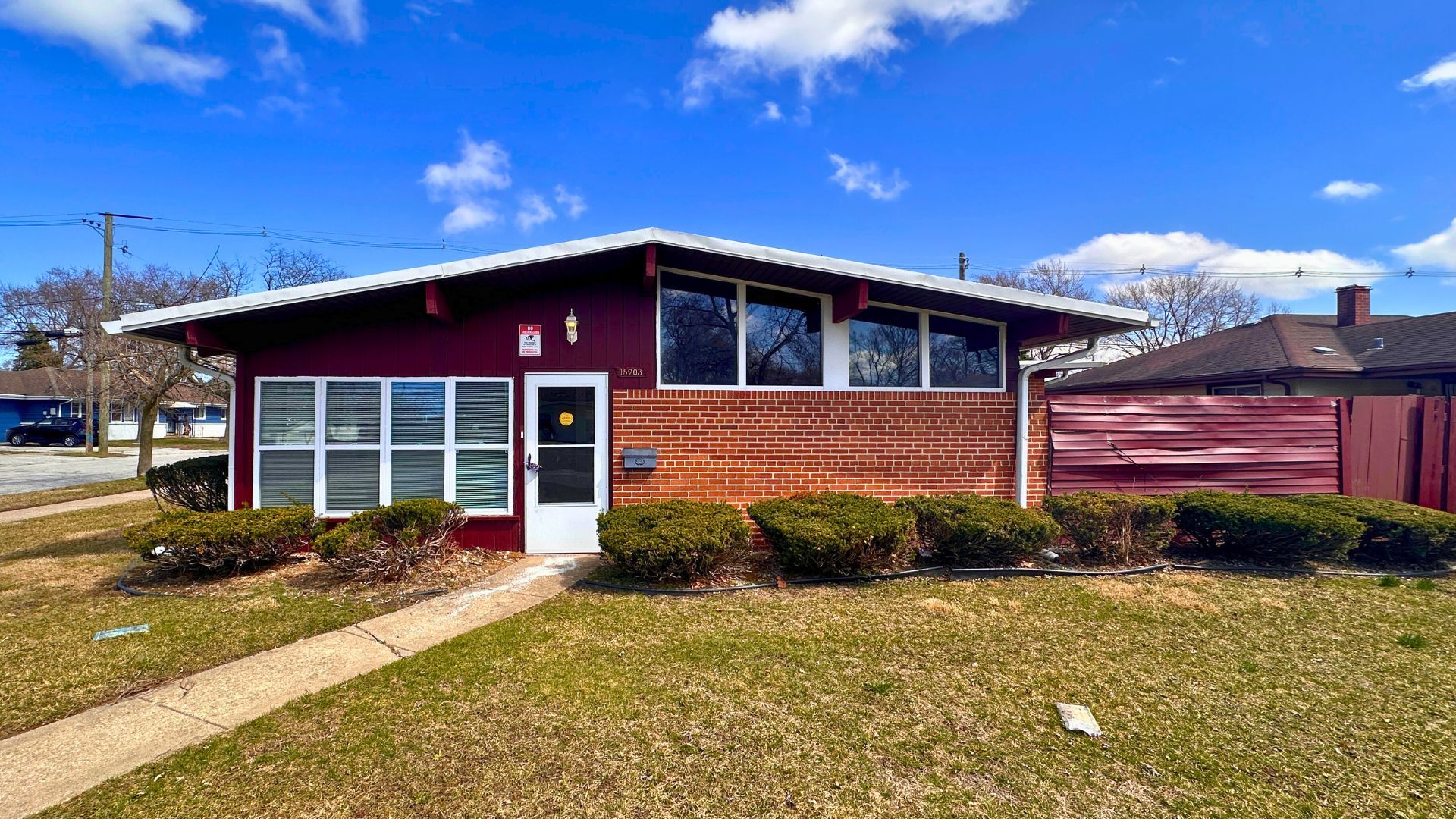 15203 Meadow Lane