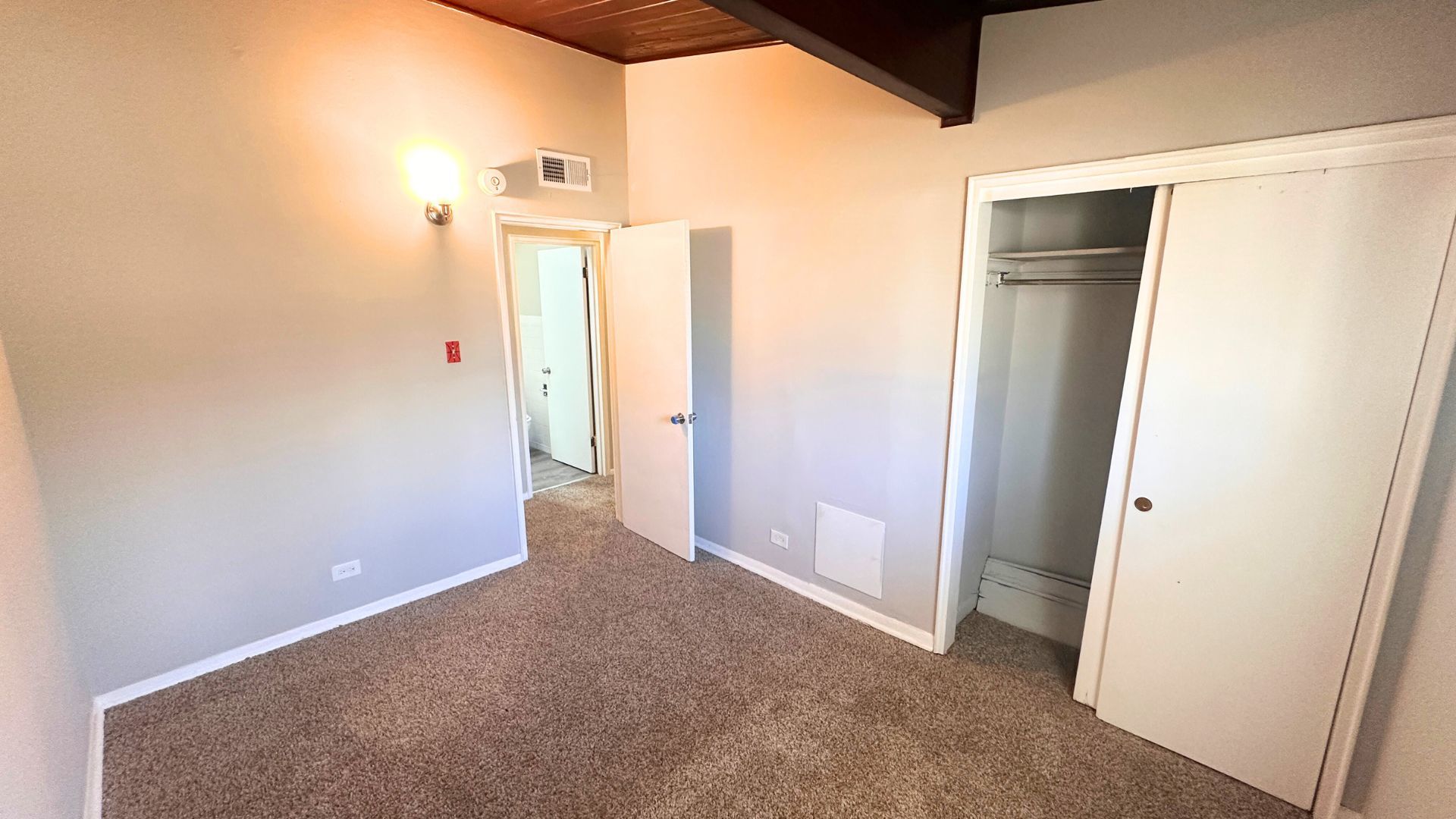 15203 Meadow Lane