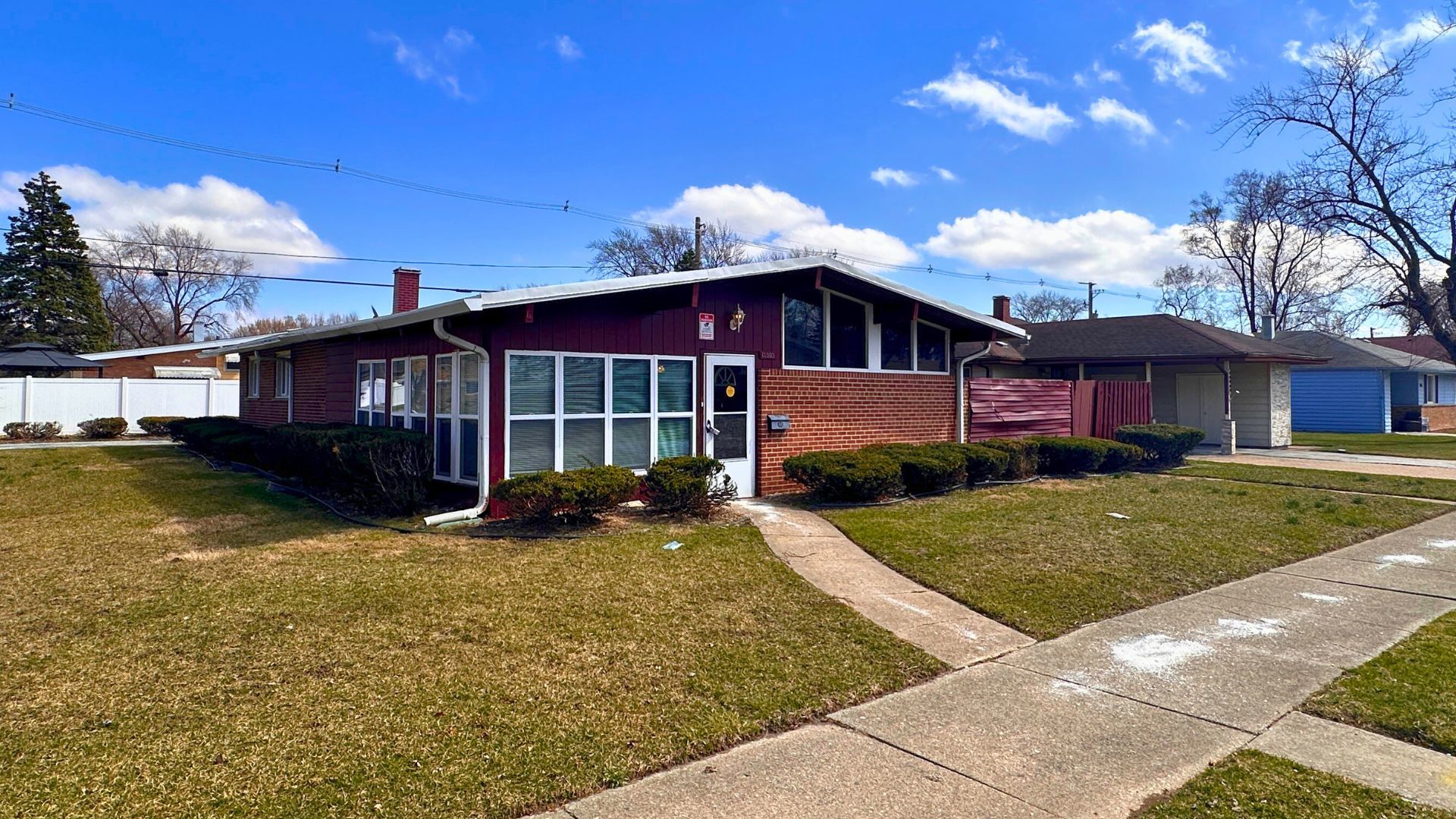 15203 Meadow Lane