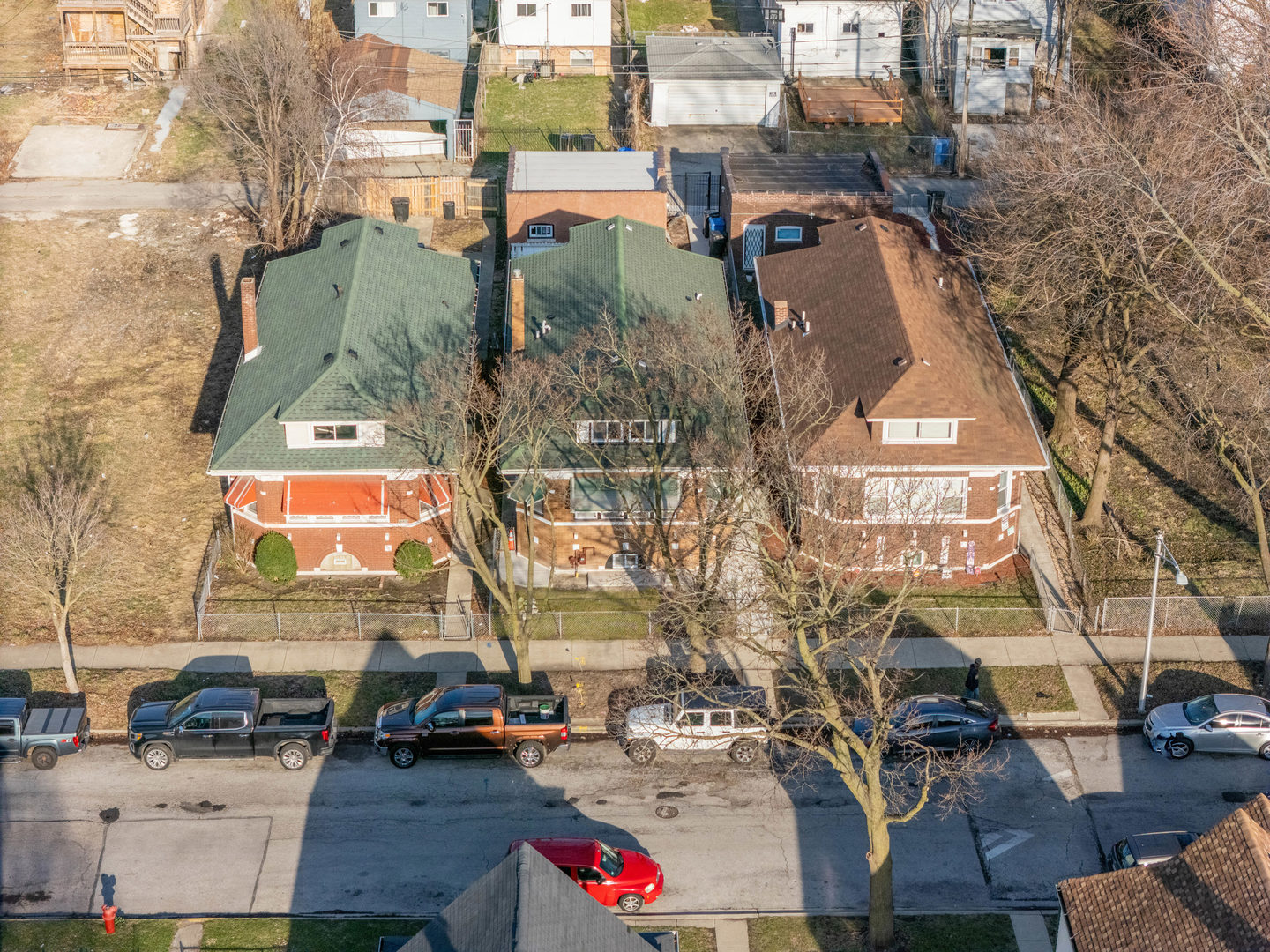 6737 S Sangamon Street