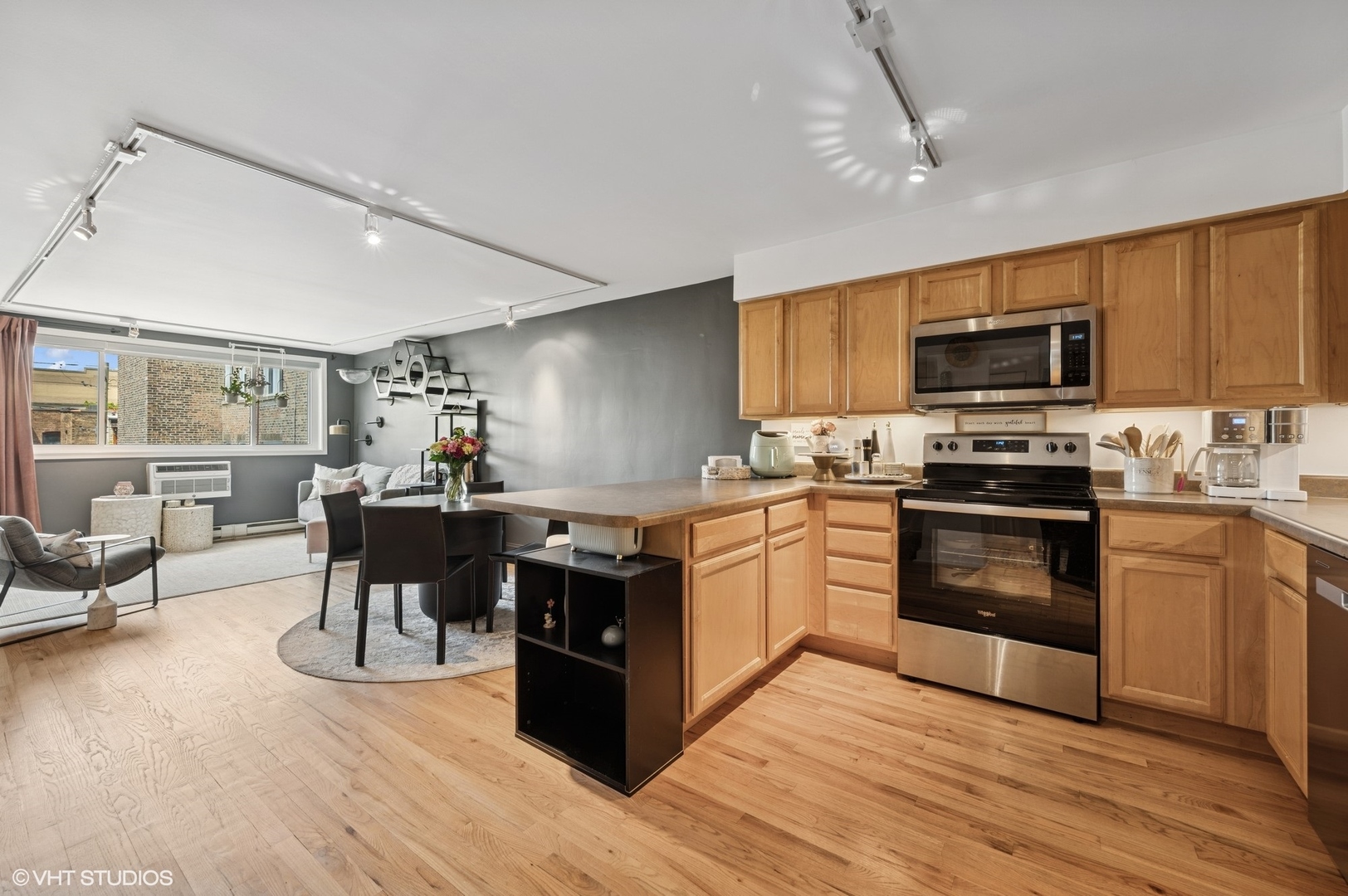 5854 N Kenmore Avenue Unit: 4F