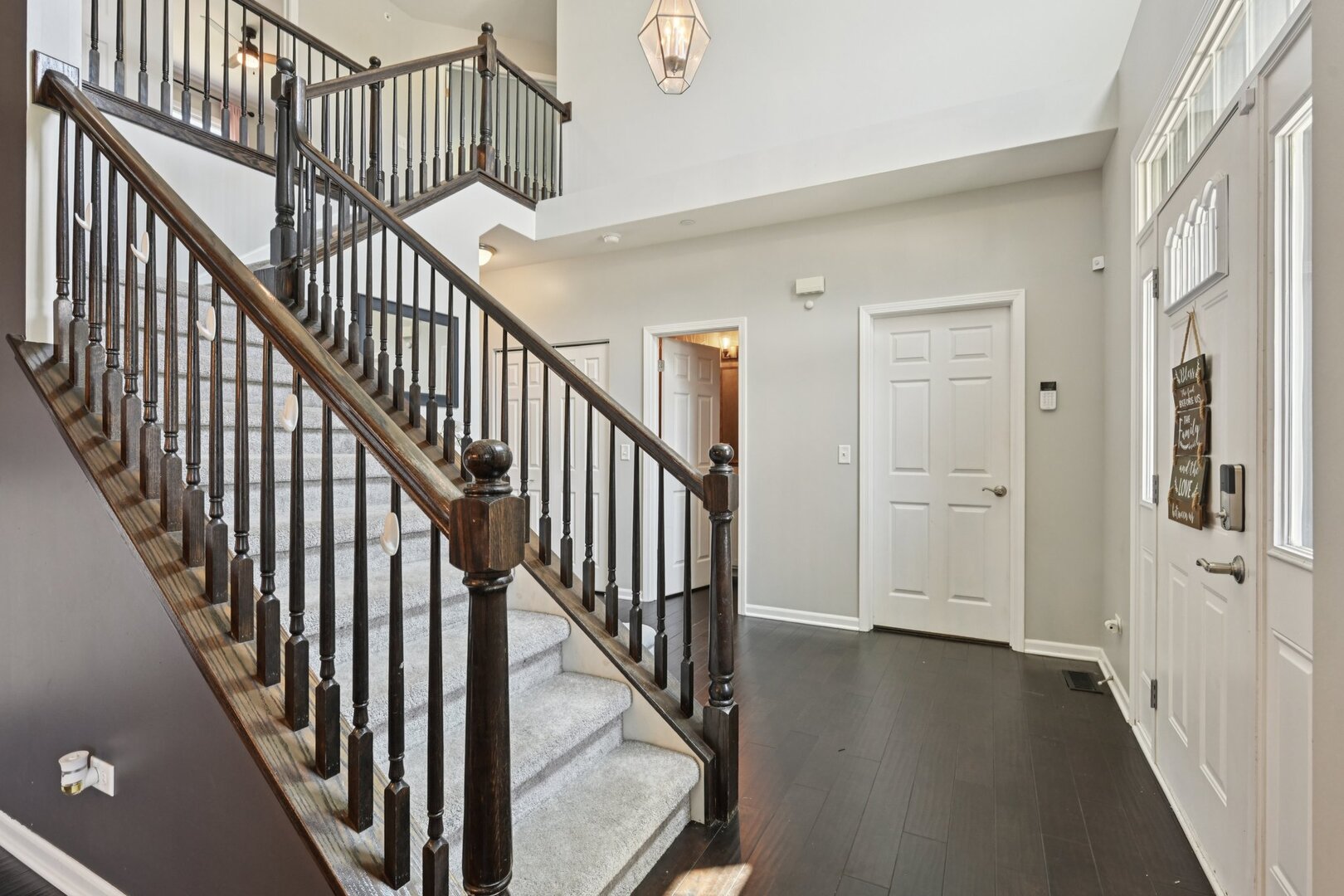 1990 Astor Lane