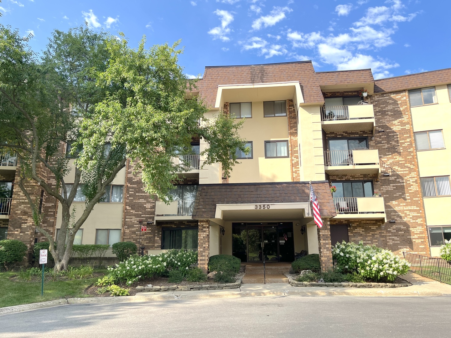 3350 N Carriageway Drive Unit: 103