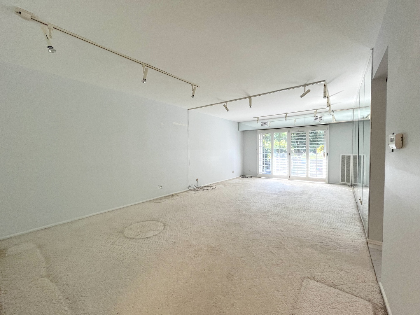 3350 N Carriageway Drive Unit: 103