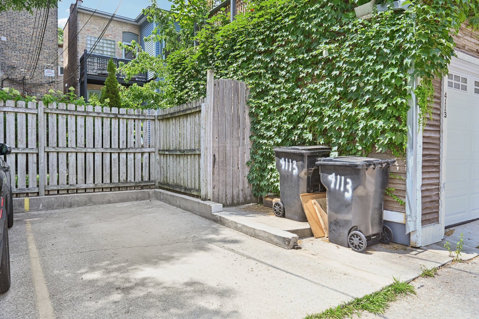 4107 N Greenview Avenue Unit: 2S