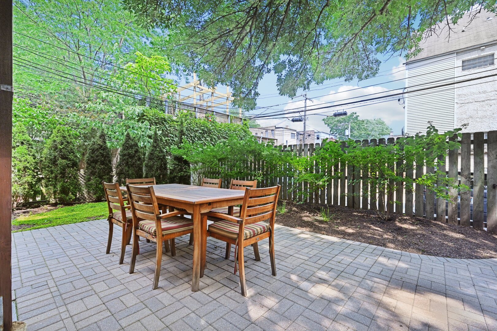 4107 N Greenview Avenue Unit: 2S