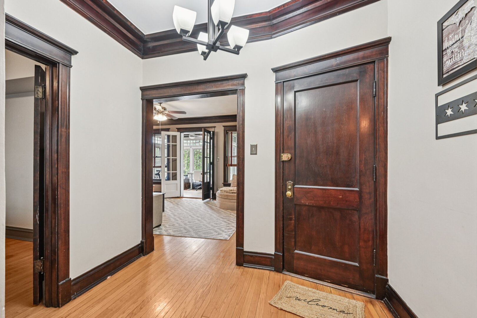 4107 N Greenview Avenue Unit: 2S