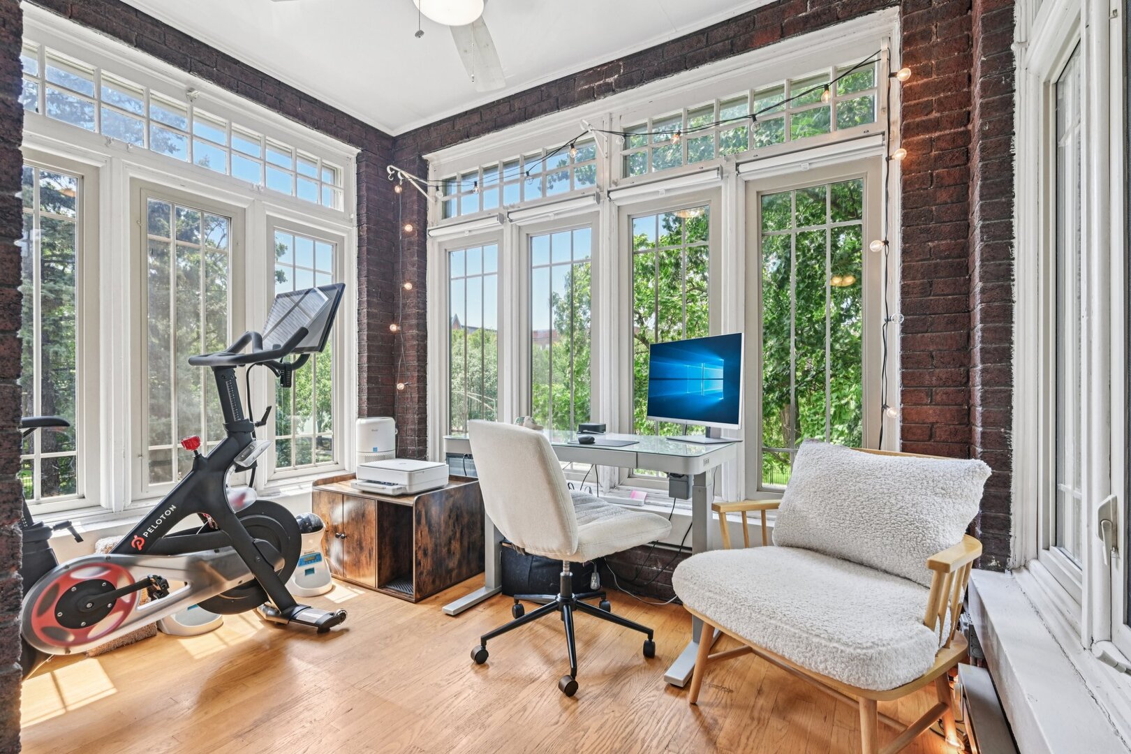 4107 N Greenview Avenue Unit: 2S