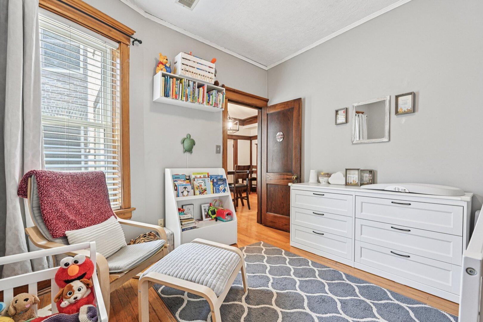 4107 N Greenview Avenue Unit: 2S