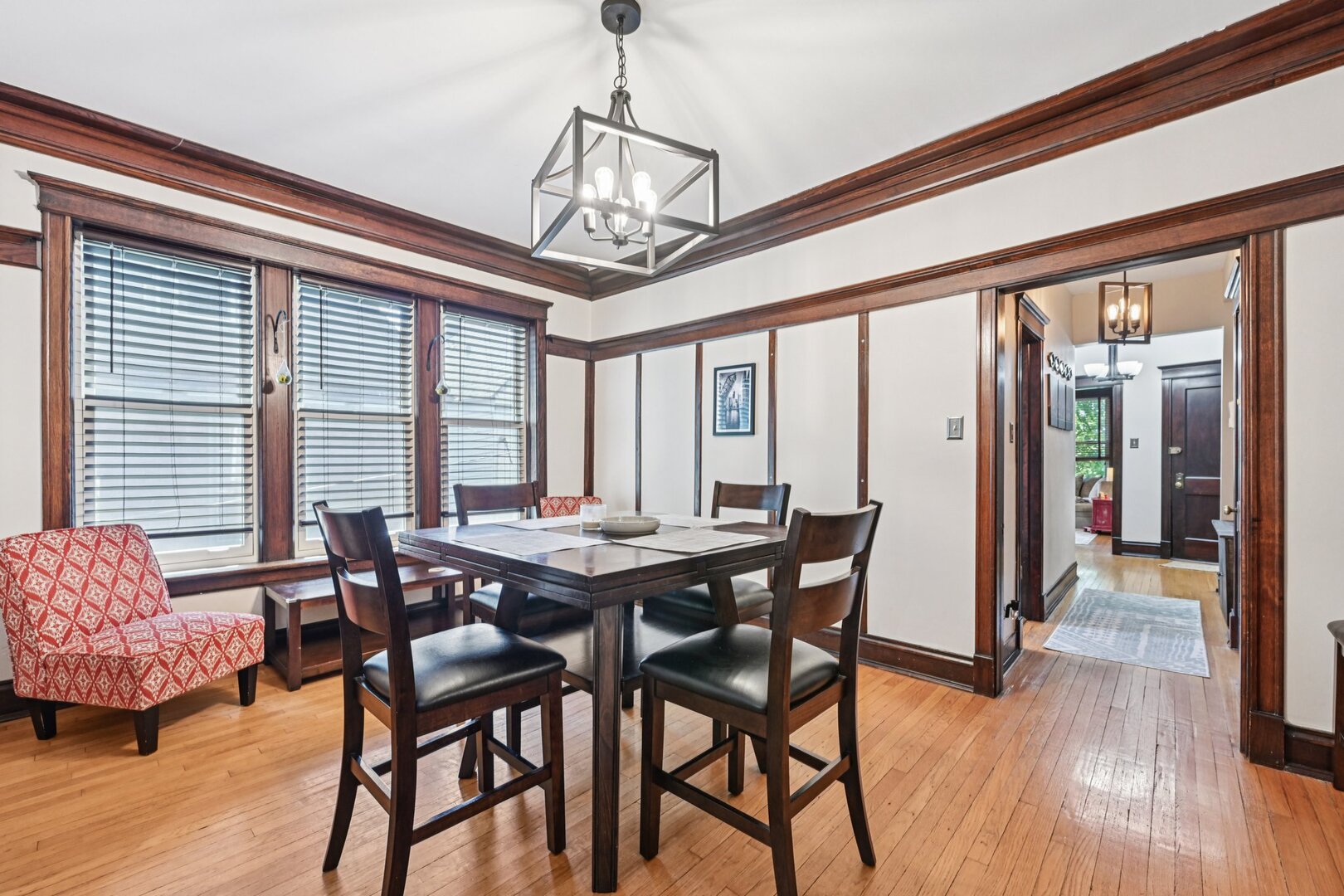 4107 N Greenview Avenue Unit: 2S