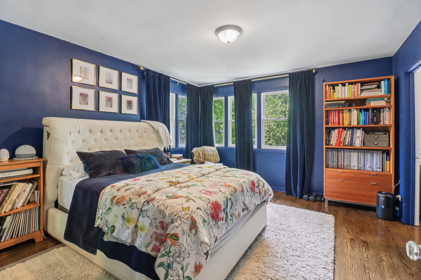 9513 Lincolnwood Drive