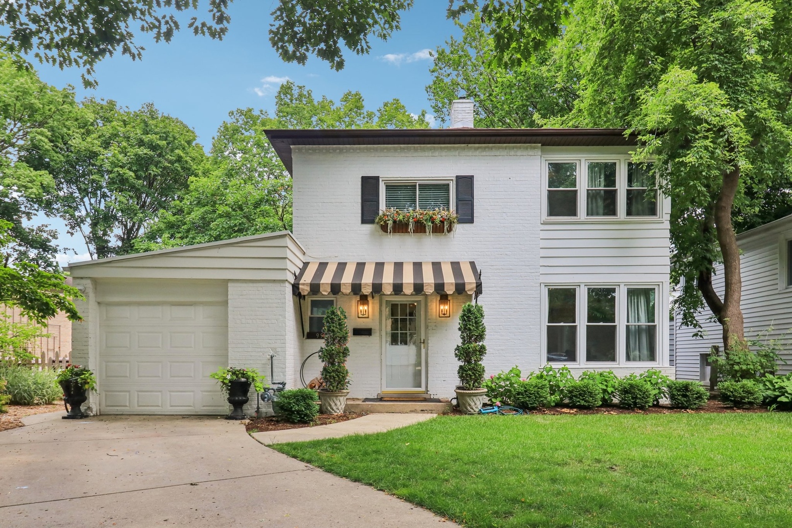 9513 Lincolnwood Drive