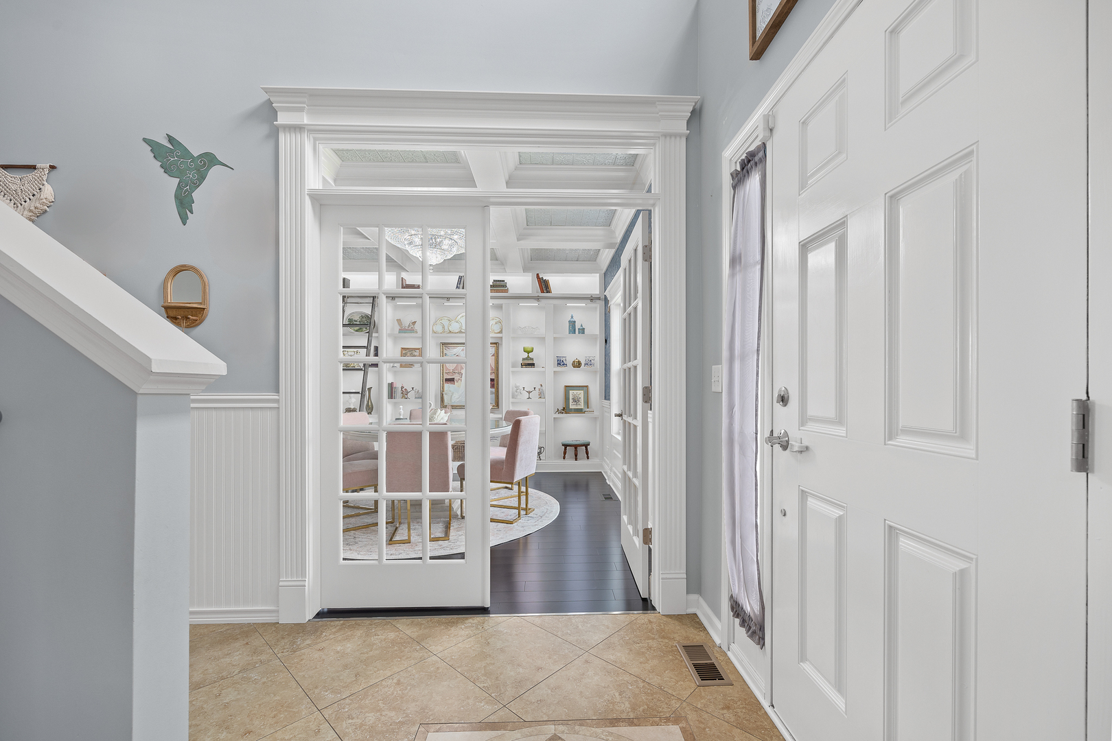 714 N Sleepy Hollow Lane