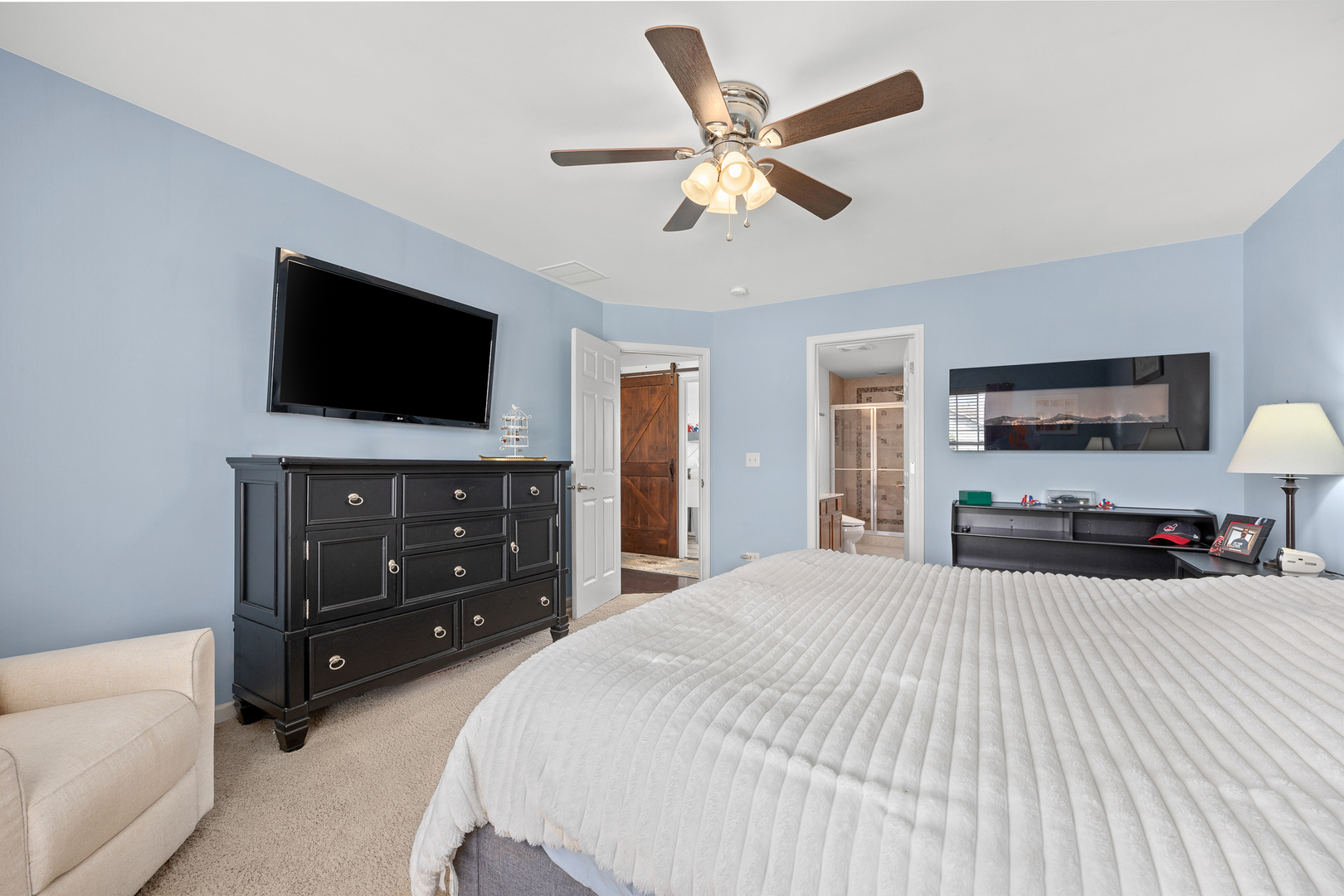 714 N Sleepy Hollow Lane