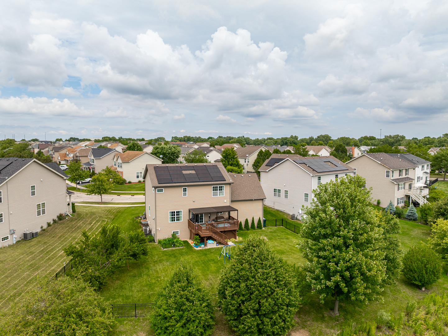 714 N Sleepy Hollow Lane